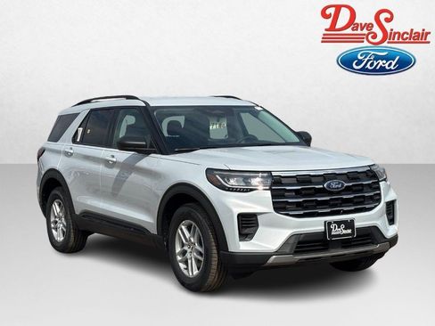 New 2026 Ford Explorer Active AWD/4WD image 4