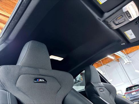 Used 2018 BMW M4 Coupe RWD image 23