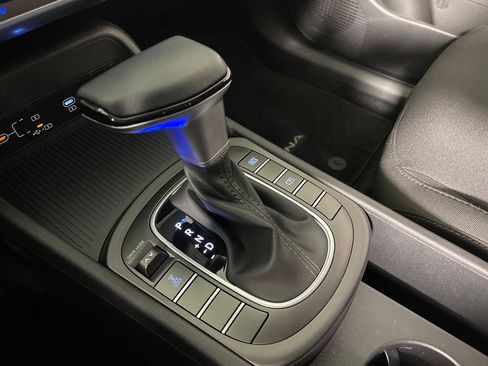 Certified 2025 Hyundai Kona SEL AWD/4WD image 24