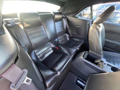 Used 2006 Ford Mustang GT image 37