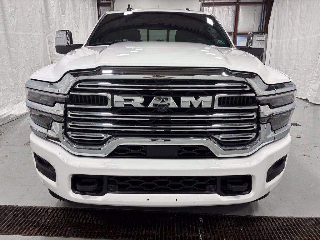 Used 2026 RAM 2500 Laramie AWD/4WD image 2