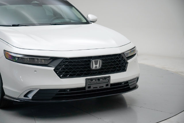 Certified 2023 Honda Accord Touring image 16