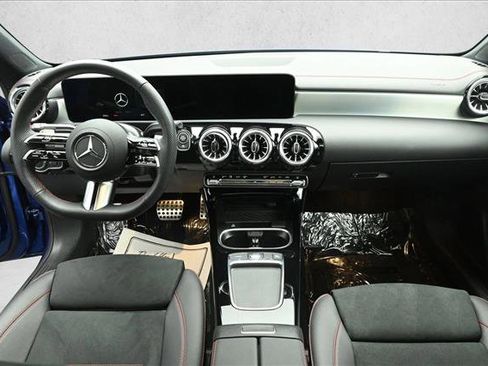 Certified 2026 Mercedes-Benz CLA 250 4MATIC image 21