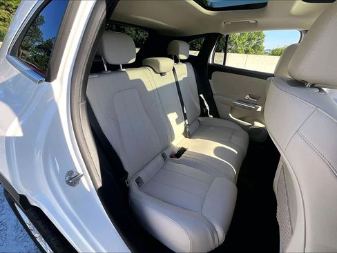 Used 2022 Mercedes-Benz GLA 250 image 19