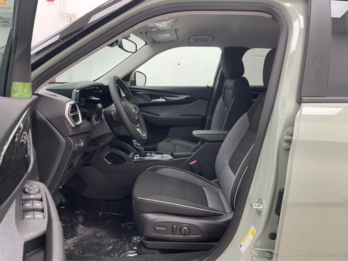 New 2026 Chevrolet TrailBlazer LT w/ Convenience Package AWD/4WD image 8
