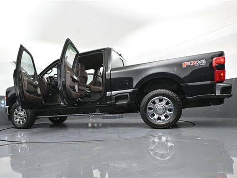 Used 2024 Ford F250 King Ranch w/ Chrome Package image 53