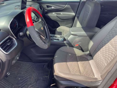 Used 2018 Chevrolet Equinox LT FWD image 13