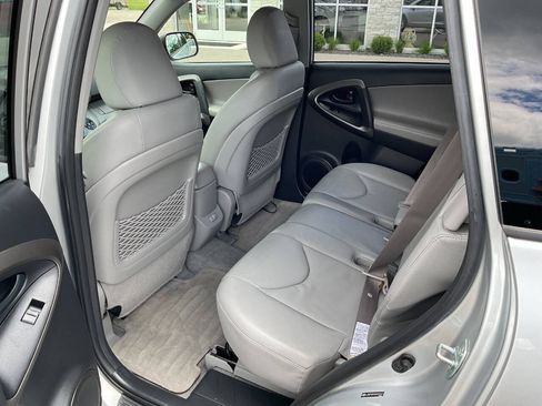 Used 2010 Toyota RAV4 Limited AWD/4WD image 27