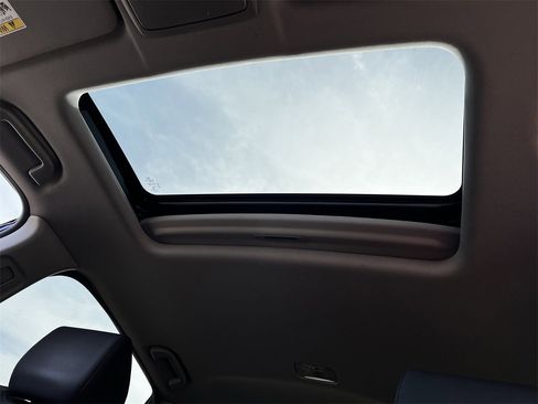 Used 2022 Honda CR-V EX-L image 22