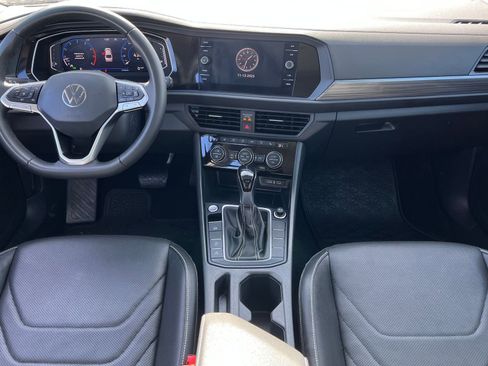 Used 2024 Volkswagen Jetta SEL image 20