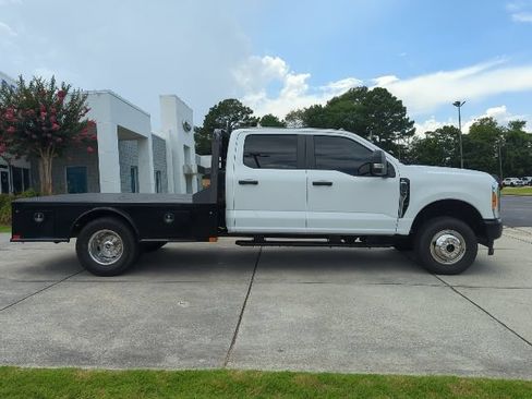 Used 2023 Ford F350 XL AWD/4WD image 8