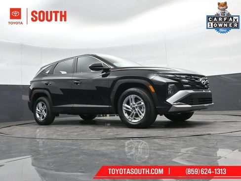 Used 2025 Hyundai Tucson SE AWD/4WD image 37
