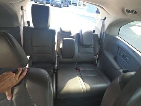Used 2012 Honda Odyssey Touring image 37