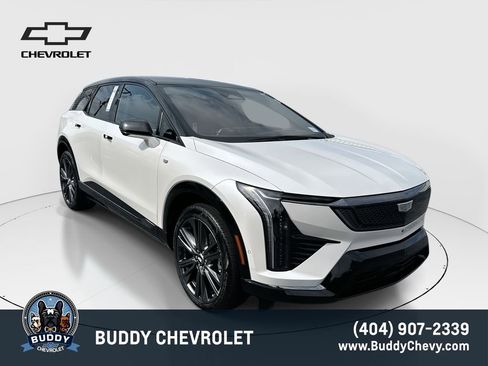 Used 2025 Cadillac Optiq Sport 2 image 1