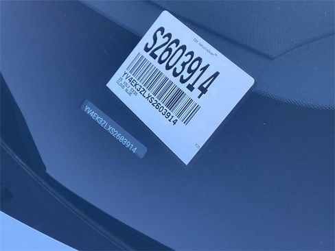 New 2025 Volvo EX30 Ultra w/ Protection Package Premier image 25