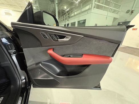 Used 2026 Audi SQ8 Prestige AWD/4WD image 54