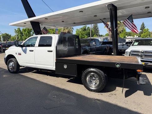Used 2012 RAM 3500 ST w/ ST Decor Group AWD/4WD image 4