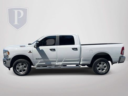 Certified 2024 RAM 2500 Big Horn w/ Off Road Package AWD/4WD image 5