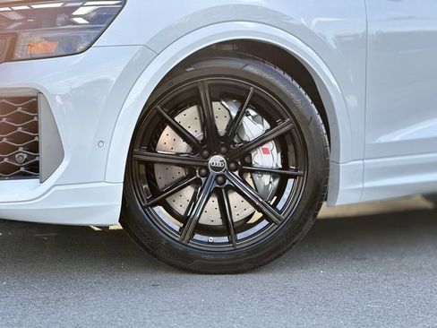 Used 2025 Audi RS Q8 performance w/ Executive Package image 2