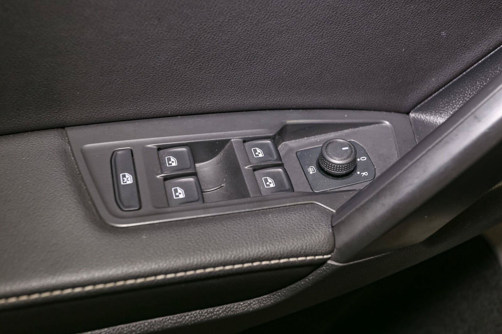 Certified 2024 Volkswagen Tiguan S AWD/4WD image 42