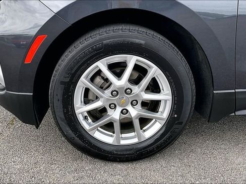 Used 2022 Chevrolet Equinox LT FWD image 28