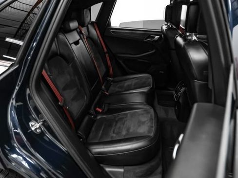 Used 2018 Porsche Macan GTS AWD/4WD image 31