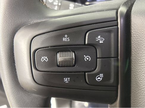 Used 2024 GMC Yukon AT4 image 27