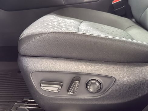 Used 2025 Toyota RAV4 XLE w/ Convenience Package image 14