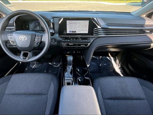 Used 2025 Toyota Camry LE FWD image 16