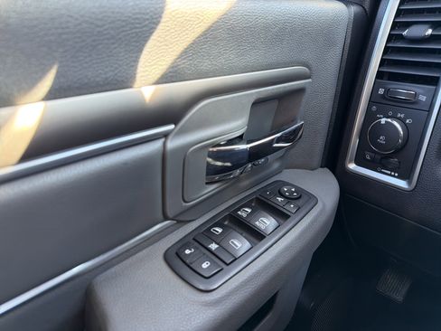 Used 2018 RAM 1500 Big Horn image 25