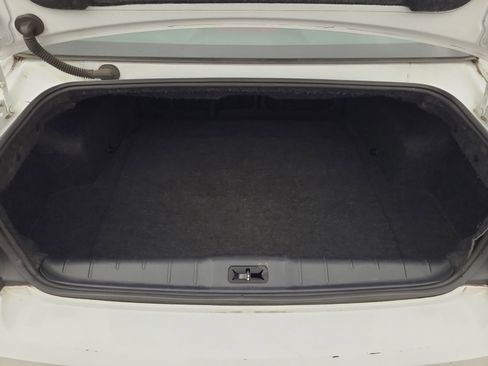 Used 2011 Chevrolet Malibu LT image 19