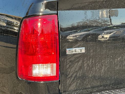 Used 2024 RAM 1500 Classic SLT image 24