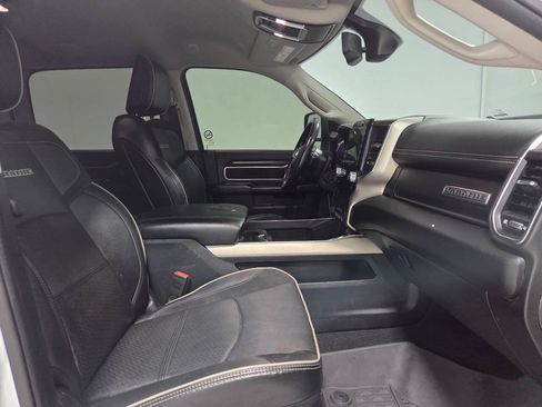 Used 2023 RAM 2500 Laramie AWD/4WD image 18