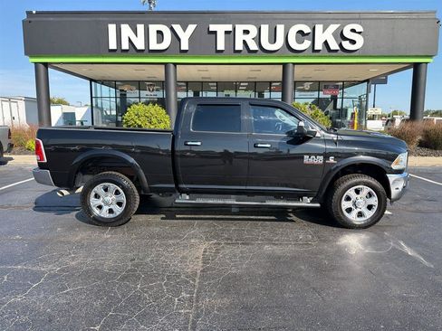 Used 2017 RAM 2500 Laramie AWD/4WD image 4