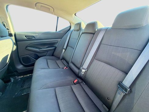 Used 2024 Nissan Altima 2.5 SV image 19