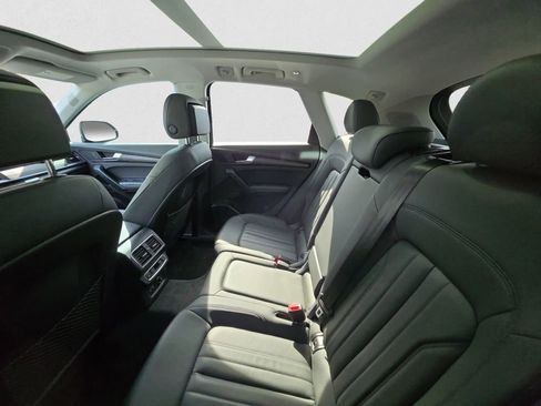 Used 2019 Audi Q5 2.0T Premium Plus w/ Premium Plus Package AWD/4WD image 8
