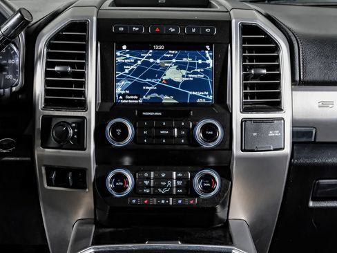 Used 2019 Ford F350 Platinum w/ Platinum Ultimate Package AWD/4WD image 25