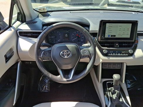 Used 2023 Toyota Corolla Cross LE w/ Moonroof Package AWD/4WD image 12