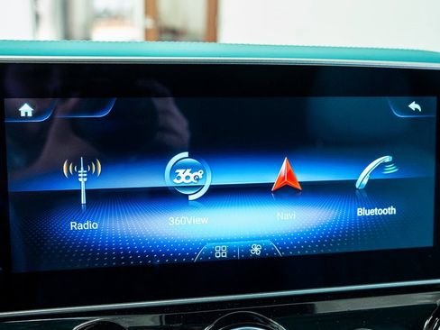 Used 2023 Mercedes-Benz Metris Passenger image 43