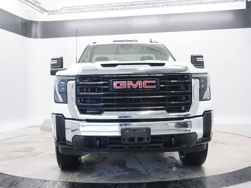 Used 2024 GMC Sierra 3500 Pro image 8