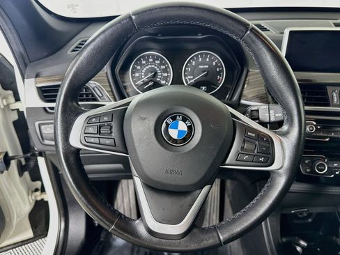 Used 2017 BMW X1 xDrive28i AWD/4WD image 14