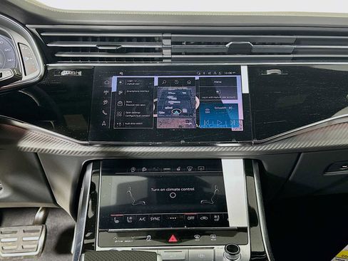 New 2026 Audi SQ7 Prestige image 13