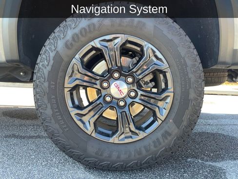 Used 2024 GMC Canyon Elevation w/ Convenience Package image 11