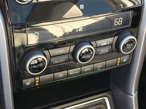 Used 2022 Subaru Ascent Limited w/ Technology Package image 21