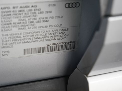 Used 2023 Audi SQ5 Premium Plus AWD/4WD image 29