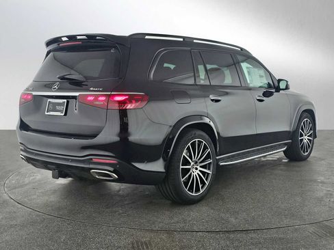 New 2026 Mercedes-Benz GLS 580 4MATIC image 3