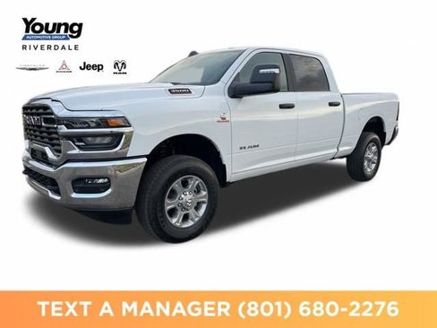 New 2026 RAM 3500 Big Horn AWD/4WD image 8