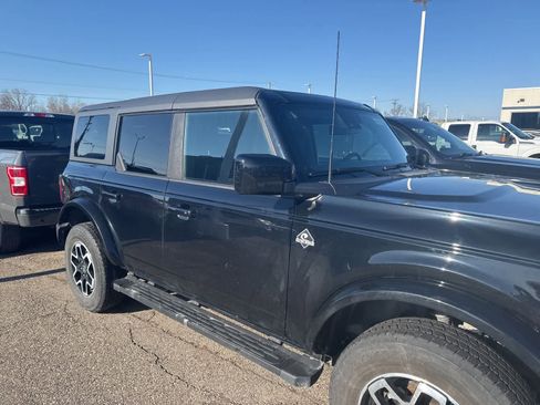 Used 2022 Ford Bronco Outer Banks image 19