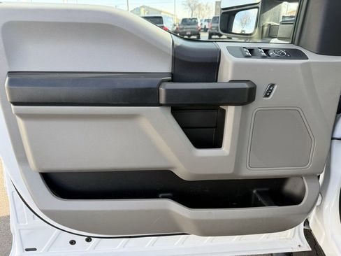 Used 2018 Ford F250 XL w/ Power Equipment Group image 14