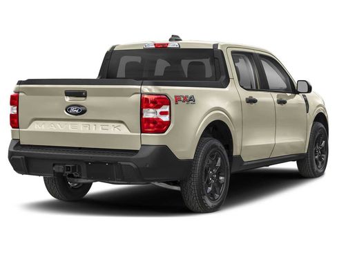 Used 2025 Ford Maverick XLT w/ XLT Luxury Package AWD/4WD image 2